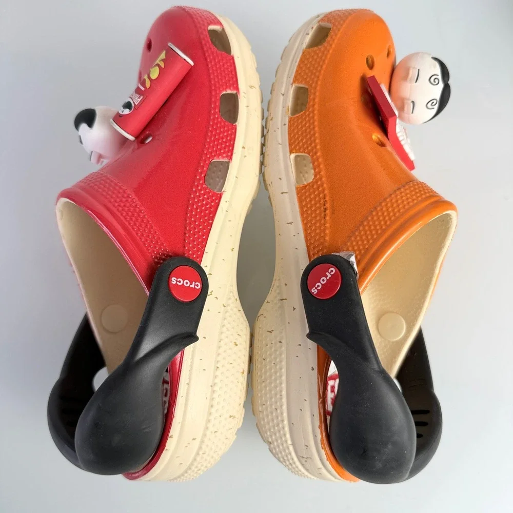 Crocs Pringles Classic Clogs Kids 4 Red Orange Excellent‎ Mismatched Mustache